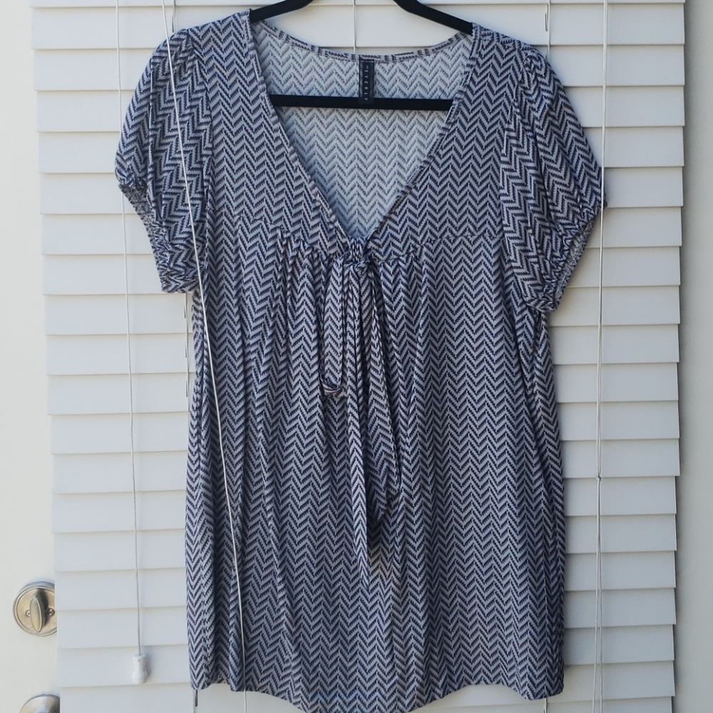 Blue herringbone pattern, Pussybow shirt.  Size L